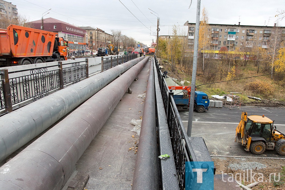 На улице Мира продолжается ремонт путепровода