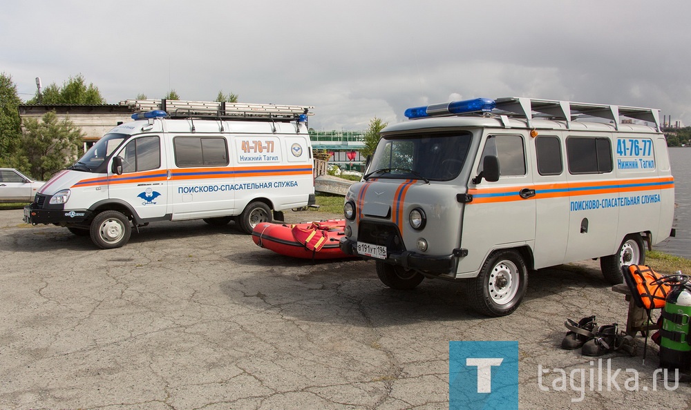Тренировка МЧС по спасению утопающих