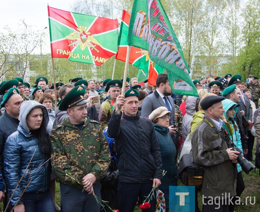 В парке Победы открыли монумент пограничникам
