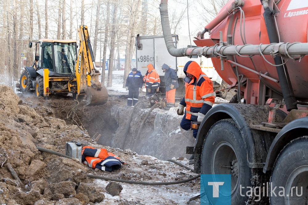 Авария на водоводе на ГГМ будет устранена в течение ближайшего времени