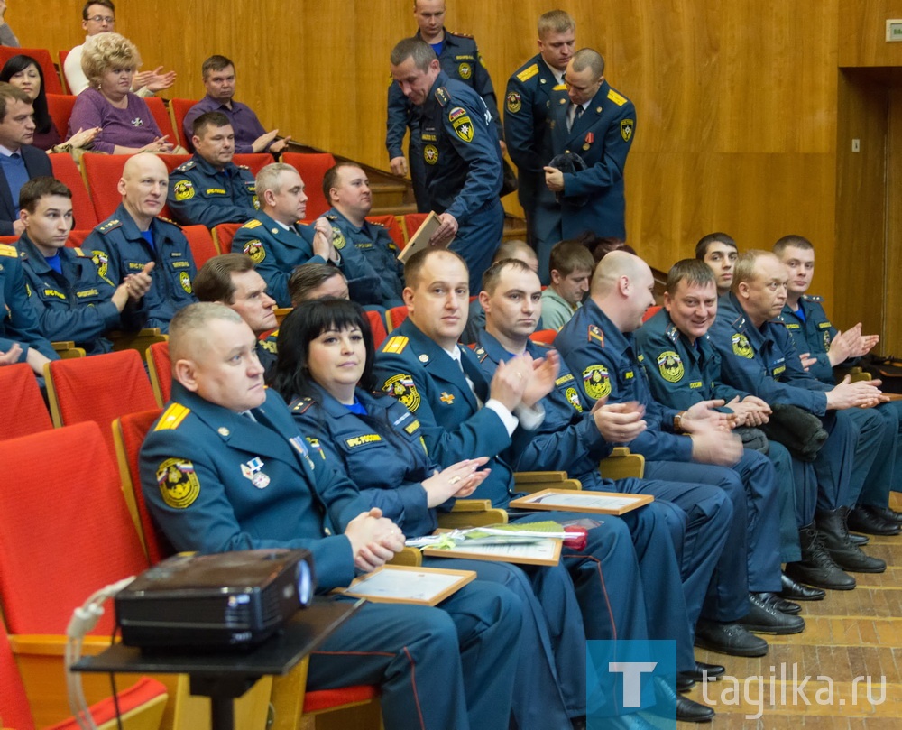 27 декабря – День спасателя Российской Федерации