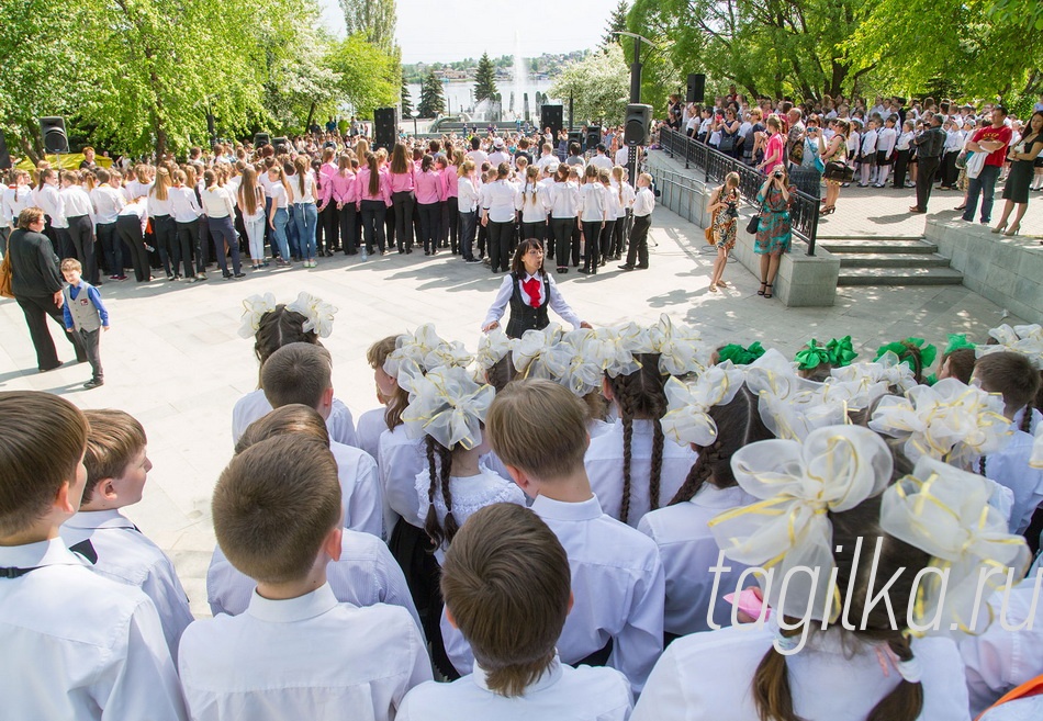 Хоровой фестиваль "Поющее детство"