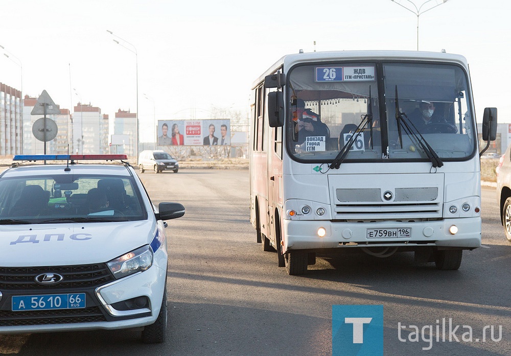 ГИБДД проводит рейды по соблюдению масочного режима