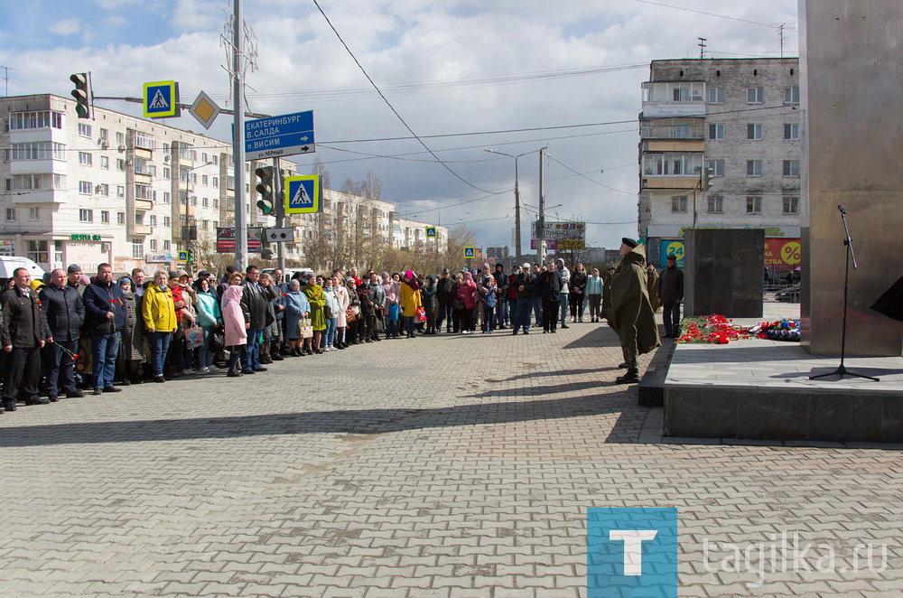 Митинг у памятника горнякам горы Высокой, погибшим в годы Великой Отечественной войны