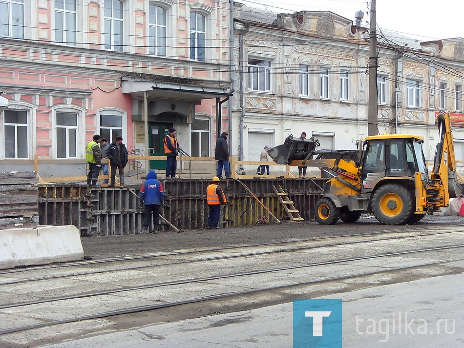 Завершен ремонт подпорной стены на проспекте Ленина