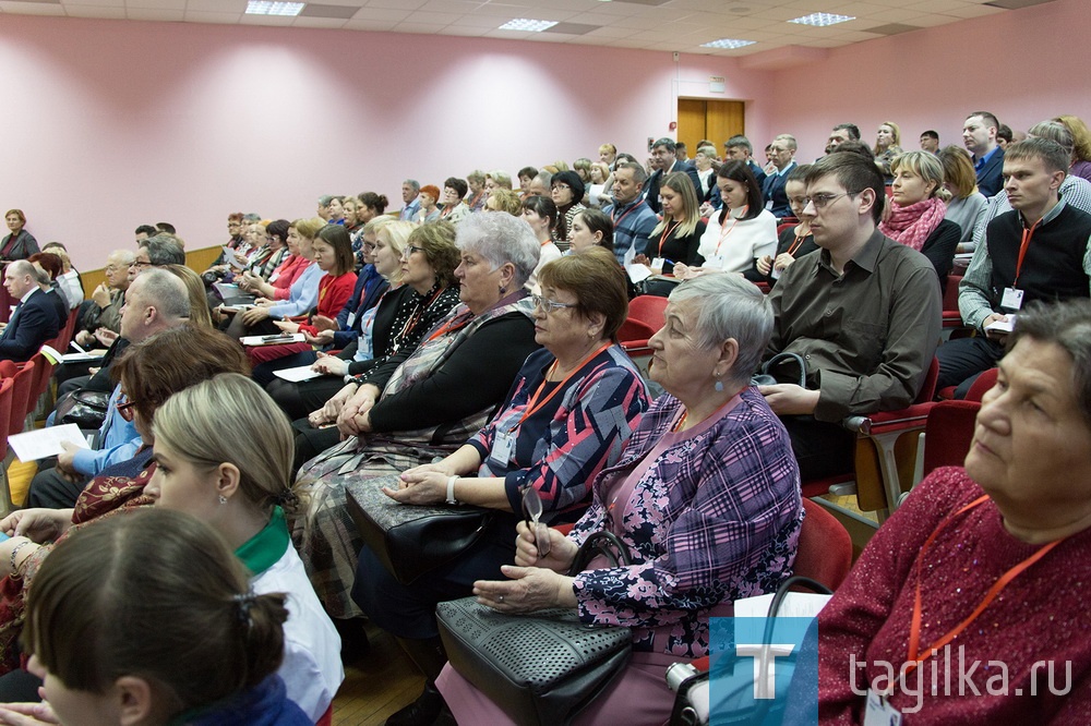 Владислав Пинаев принял участие в работе гражданского форума