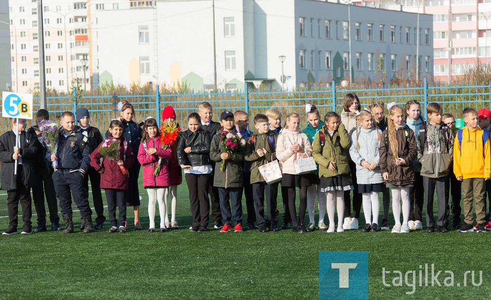 В школе №100 Нижнего Тагила открылся кадетский класс