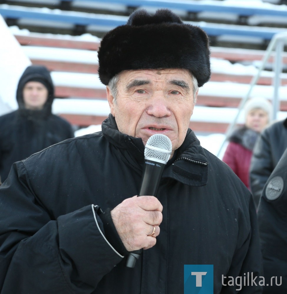 Кубок главы города Нижнего Тагила по хоккею с мячом.