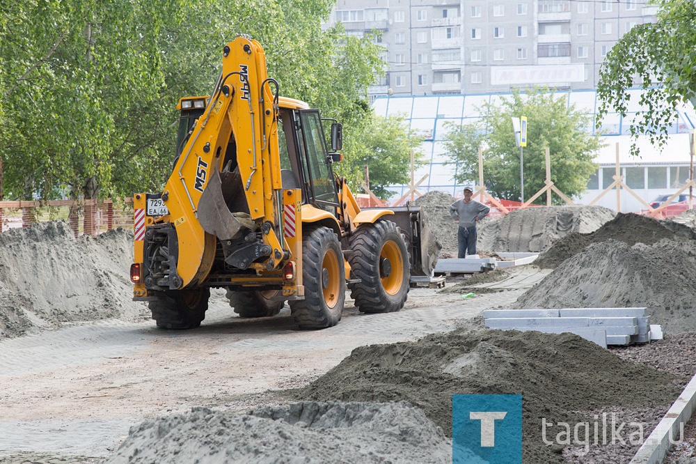 В парке Победы в Нижнем Тагиле на следующей неделе начнут укладывать тротуарную плитку