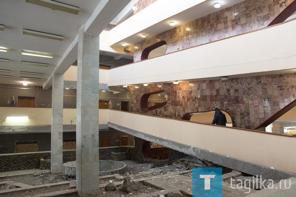 Рост цен на строительные материалы не повлияет на темпы ремонта Городского дворца детского и юношеского творчества в Нижнем Тагиле
