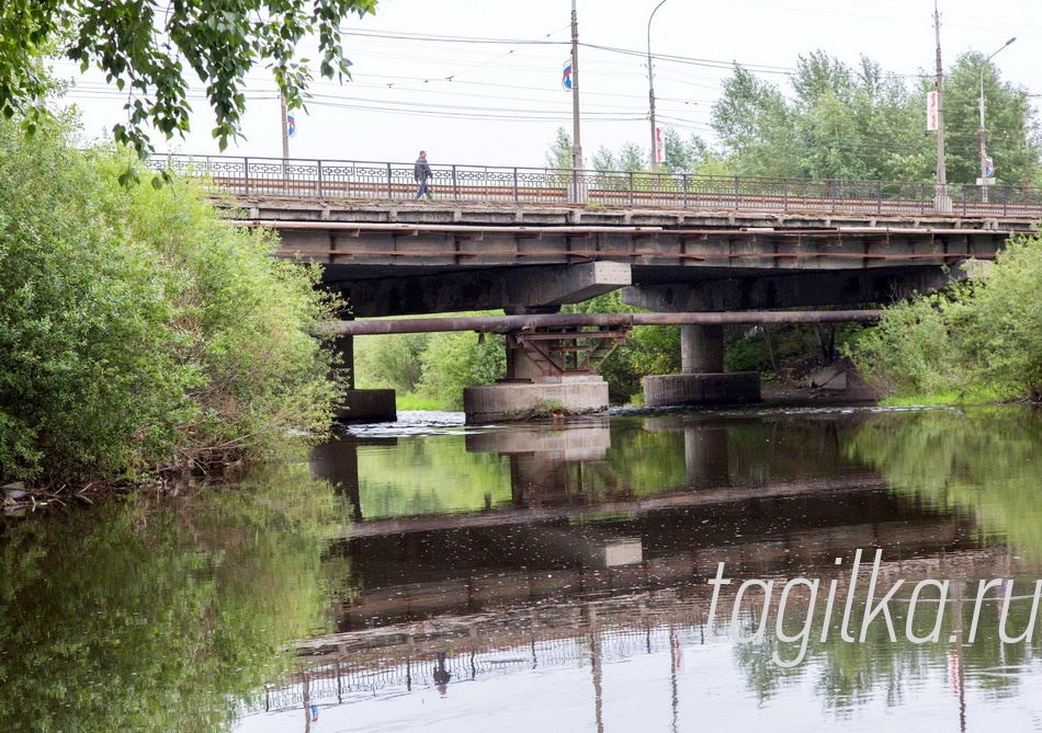 Временный мост построят к 10 ноября. Т.Р.от 21. 07.2015 г. 