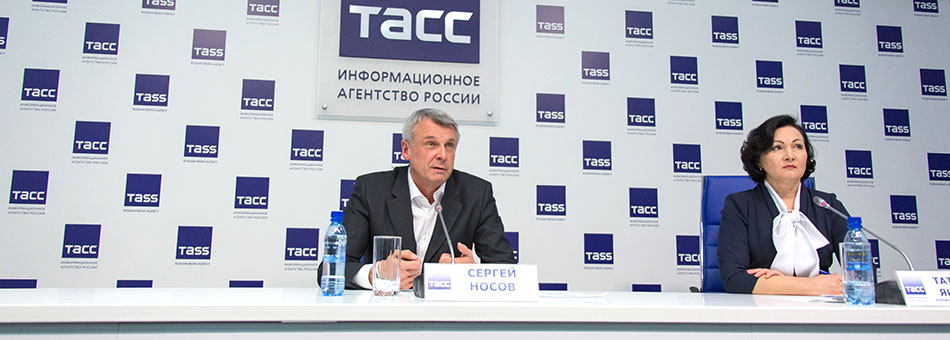 Сергей Носов провел пресс-конференцию для журналистов областных и городских СМИ