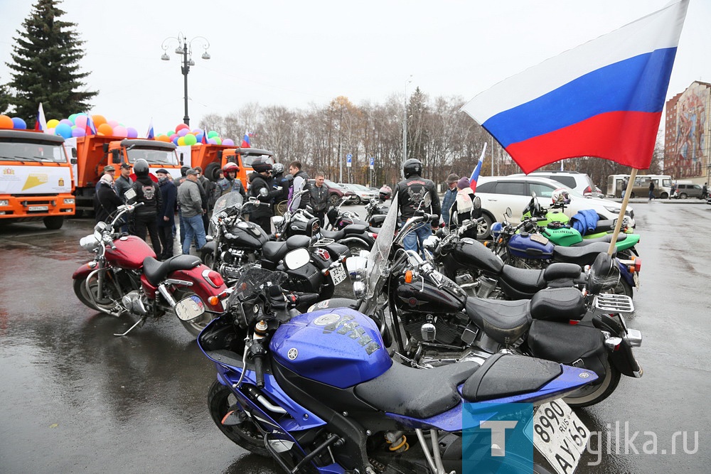 «Безопасные и качественные автомобильные дороги». Автопробег