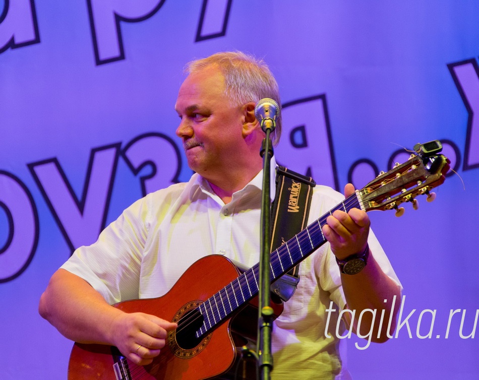 «Возьмемся за руки, друзья…». Гала-концерт

Владислав Шадрин
