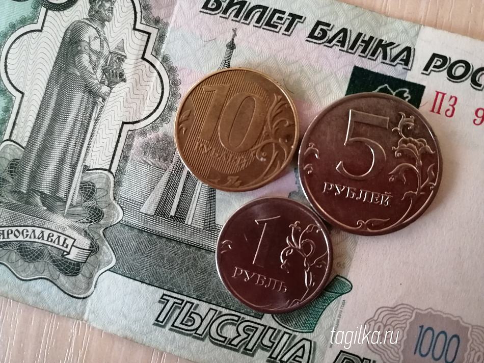 У трех категорий россиян с 1 декабря выросли пенсии