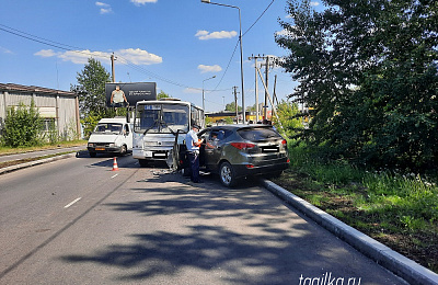 В Нижнем Тагиле произошло ДТП с участием автобуса