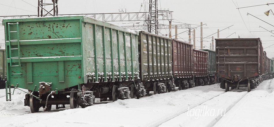 В Нижнем Тагиле нашли подростков, которые катались на грузовом поезде