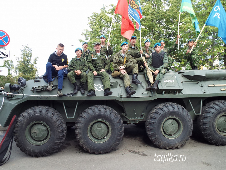 Курсанты военно-патриотического клуба «Гранит» выступили на Дне города