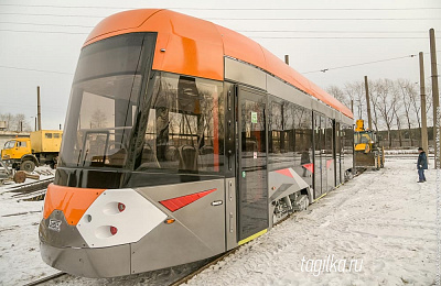 В Нижний Тагил доставлен новый низкопольный трамвай