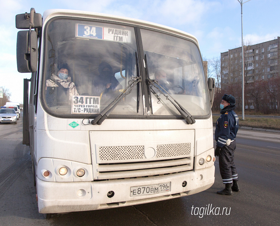 В Свердловской области составлено более пяти тысяч протоколов за нарушение антиковидных правил