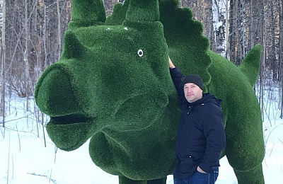 На Пихтовых горах в Нижнем Тагиле установили скульптуры динозавров