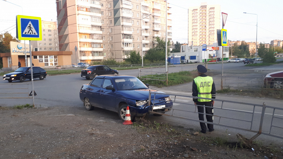 На Красном камнем автоледи сбила пешехода на «зебре»