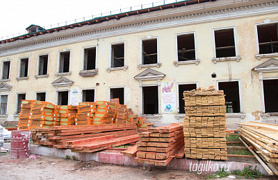 Ремонт школы №72 движется по намеченному плану