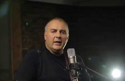 «Давайте беречь своих и чужих». Уральские музыканты и жители Екатеринбурга обратились к нации с призывом