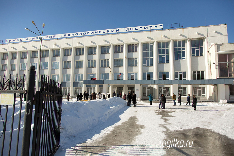 Окружная олимпиада по физике перенесена на неделю