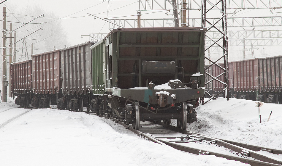 Ежемесячно в Свердловской области фиксируется около 200 нарушений ПДД на железнодорожных переездах