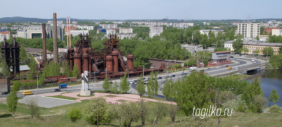 Депутаты ЗакСо поддержали Губернатора в подготовке заявки на присвоение звания «Город трудовой доблести» уральским муниципалитетам