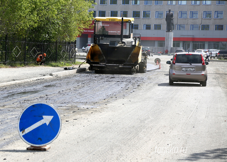 За лето в Нижнем Тагиле уложат более 40 тысяч тонн асфальта