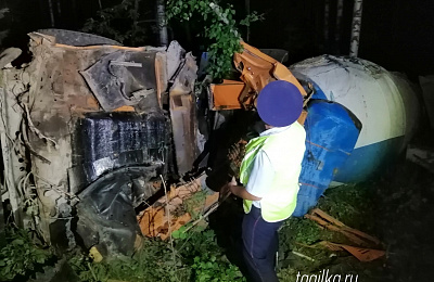 Под Нижним Тагилом погиб водитель КамАЗа