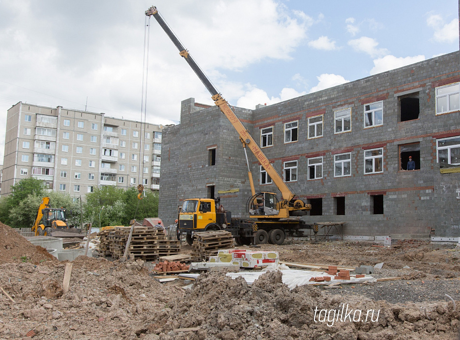 Доступное жилье, подрядчики и налоги: строители Свердловской области обратились к Путину