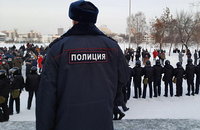 Полицейского из Нижнего Тагила подозревают в сдаче анализов за задержанного