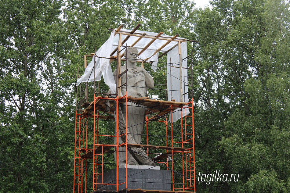 В Нижнем Тагиле продолжается  реконструкция мемориала воинам, погибшим от ран в госпиталях во время Великой Отечественной войны