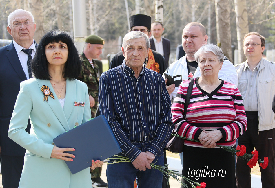 В Нижнем Тагиле захоронили останки летчика, погибшего в 1942 году