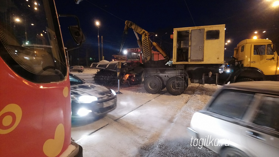 Трамваи с Вагонки утром не ходили из-за аварии 