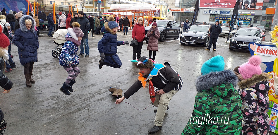 Победителю достался петух