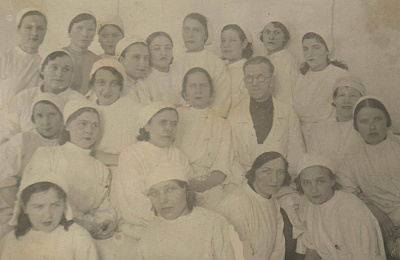 «Лучшее лекарство – стихи»  