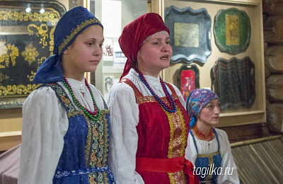 Фольклорный коллектив «Соловейка» дал концерт в честь юбилея Мамина-Сибиряка