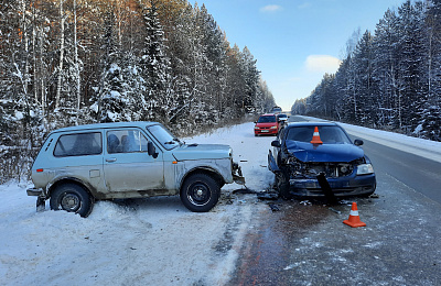  Под Нижним Тагилом в столкновении четырех автомобилей пострадал ребенок