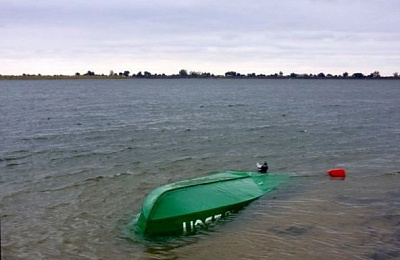 На реке Чусовой под Нижним Тагилом перевернулась лодка. Есть погибший