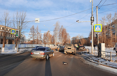 В Нижнем Тагиле внедорожник сбил на пешеходном переходе 19-летнюю девушку