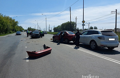 В ДТП на улице Фестивальной пострадали два тагильчанина