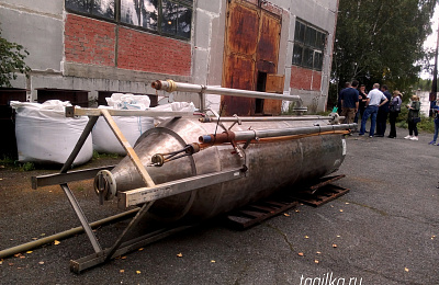 Вода без цвета и запаха. И чтобы недорого