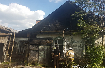 В Нижнем Тагиле сгорел жилой дом 