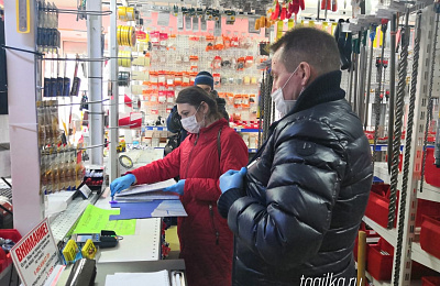 В Нижнем Тагиле проверяют магазины и салоны