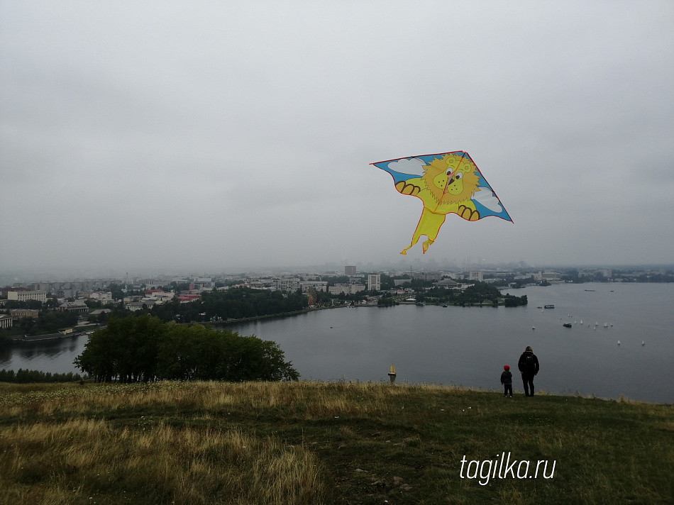 В Нижнем Тагиле проходит фестиваль воздушных змеев