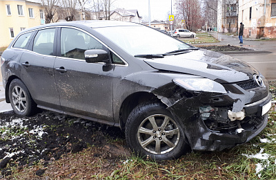 На Вагонке автоледи не поделили дорогу